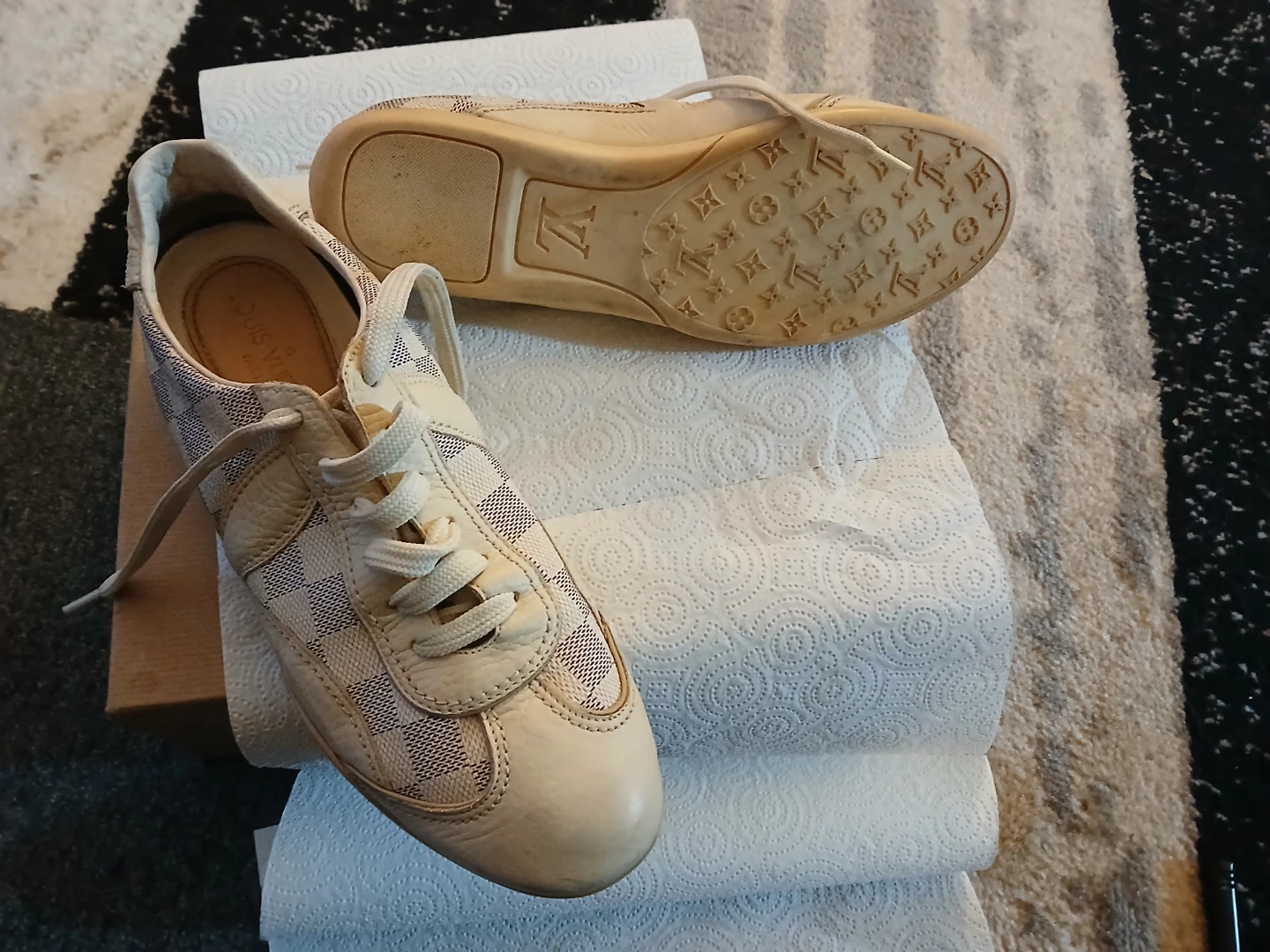 Louis Vuitton Damier Canvas Sneakers - photo 3