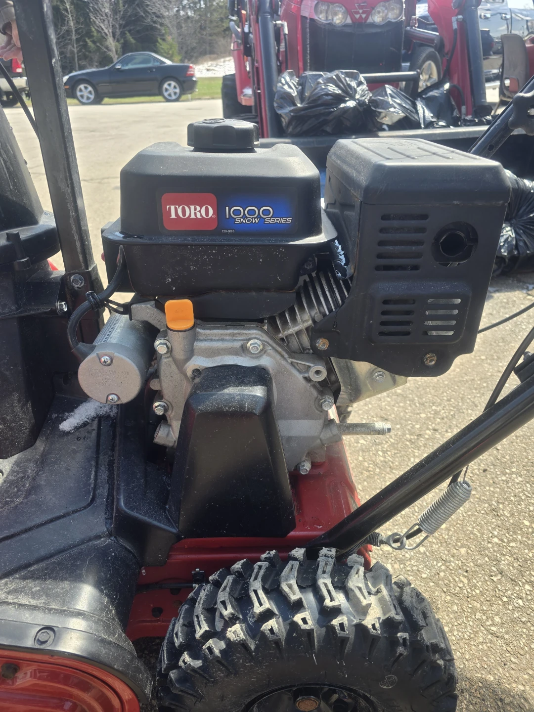 Toro 1000 Snow Series Snow Blower - photo 5