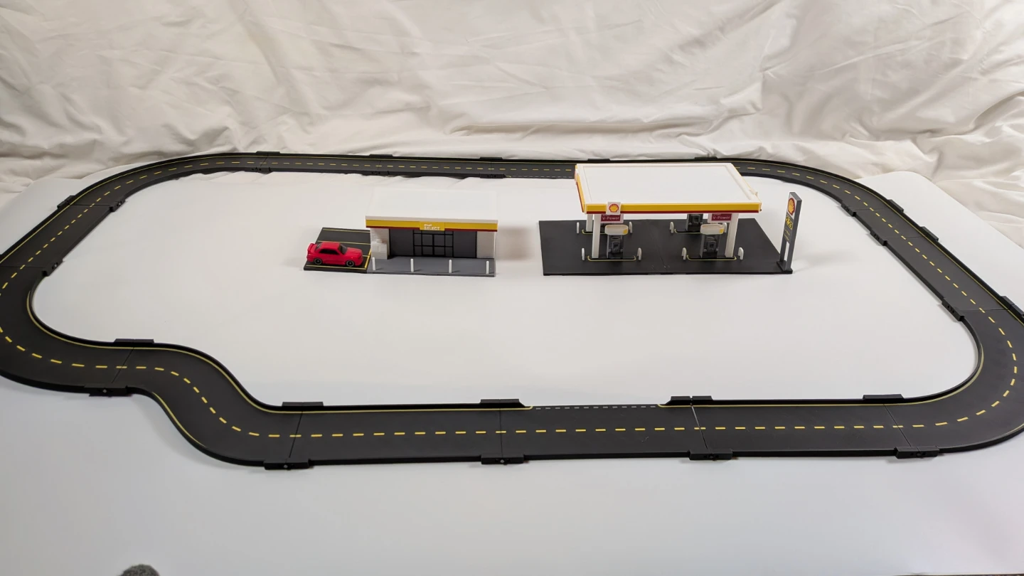 Hotwheels 1/64 3D print Shell Select Gas Station and Roadway