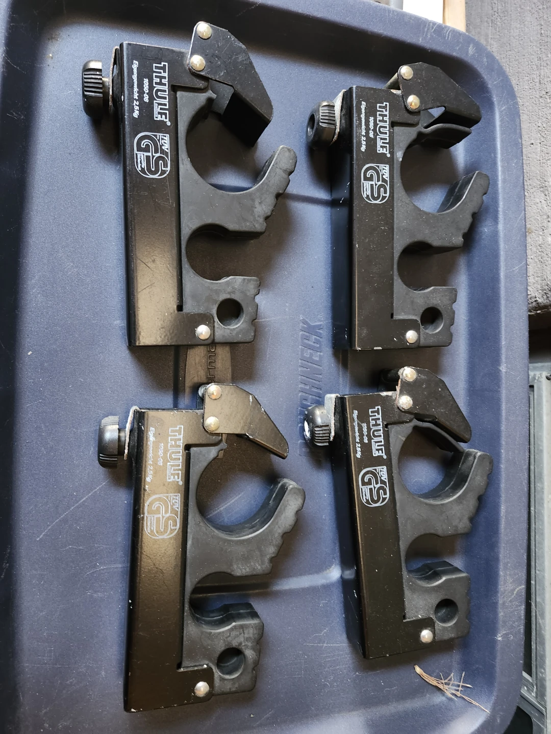 Thule 1050-08 Kayak/Canoe Canoe Rack Mount Holders (Set of 4)