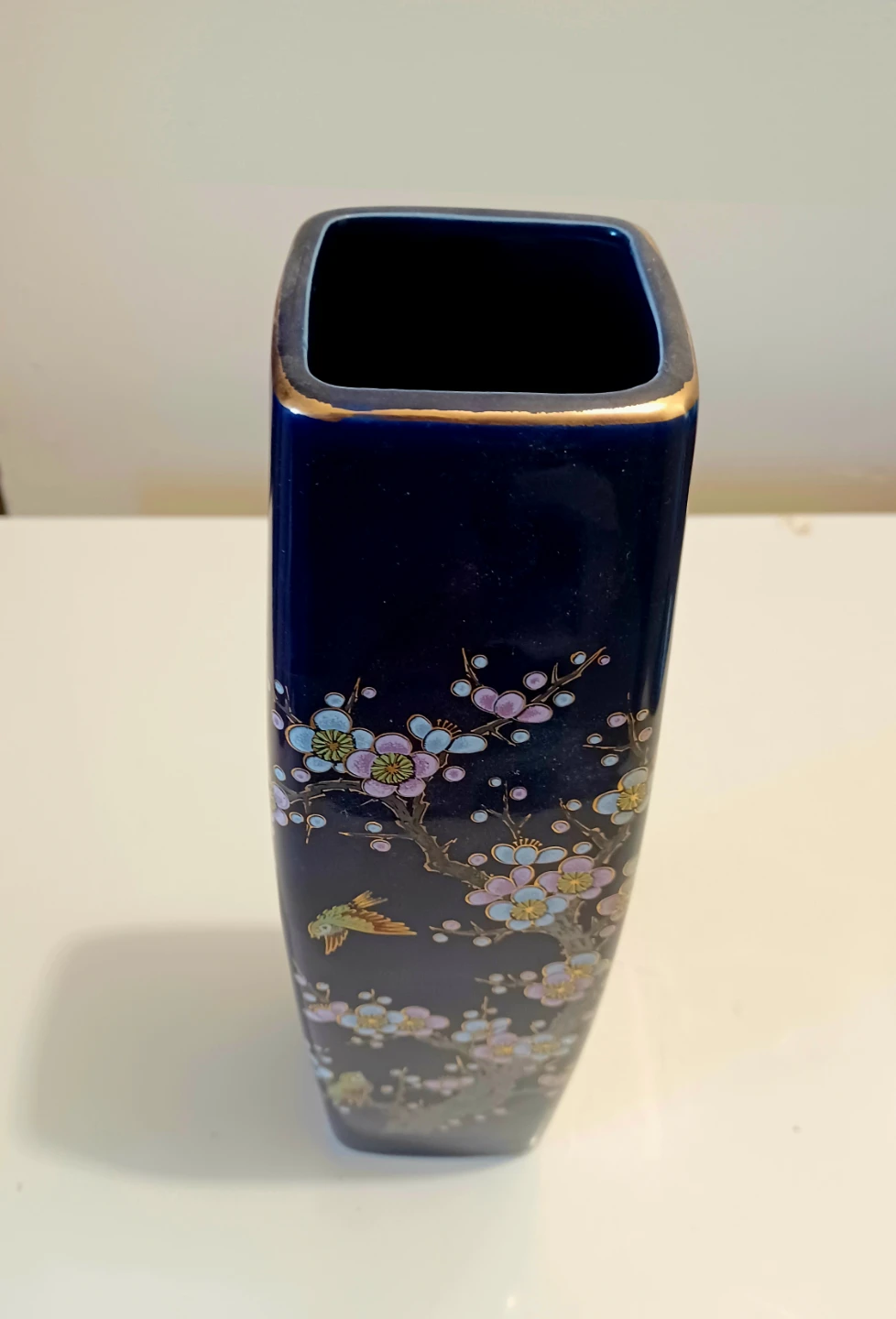 Vtg Handpainted Chinoiserie Cherry Blossoms & Sparrows Vase - photo 4