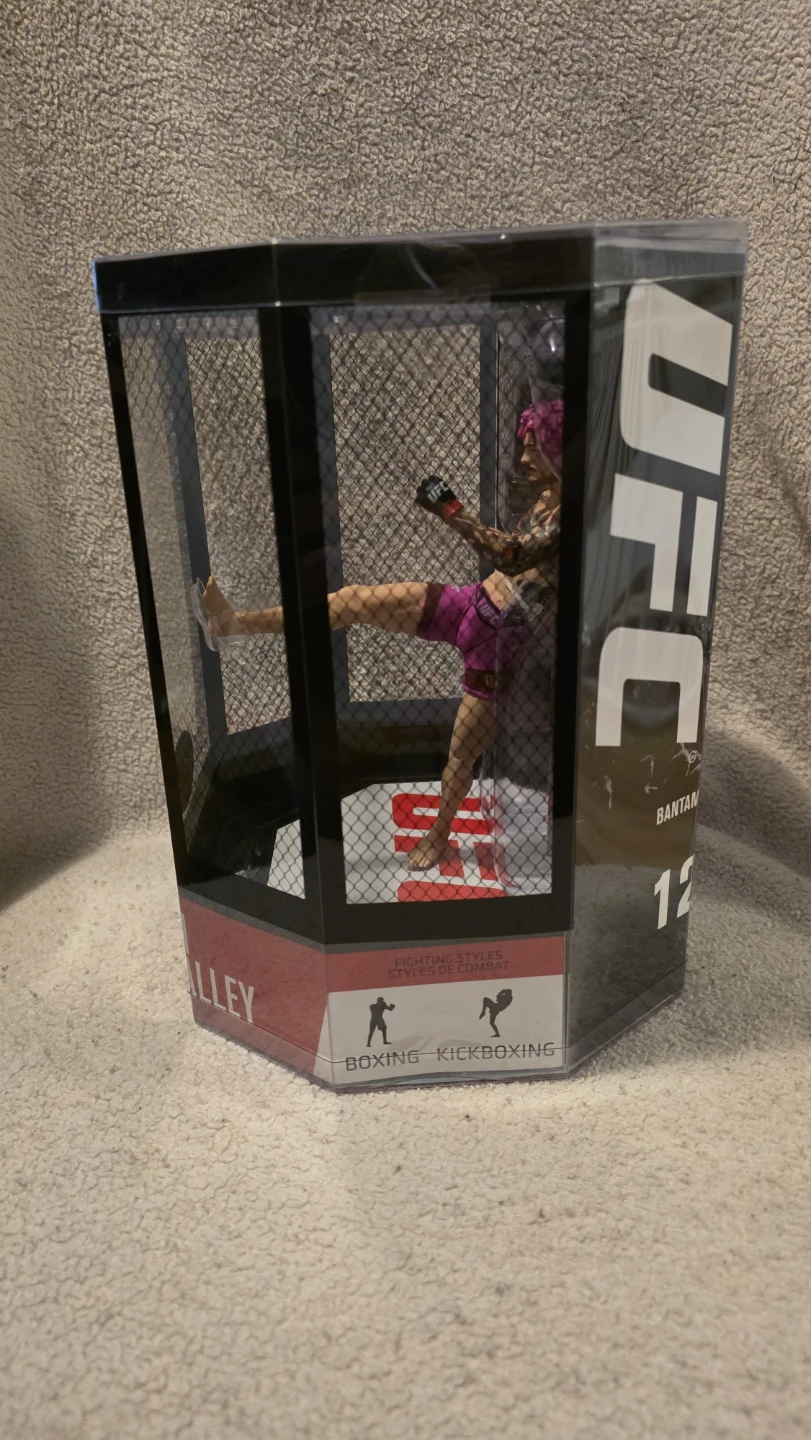 McFarlane Toys UFC Sean O'Malley Platinum Action Figure - photo 2