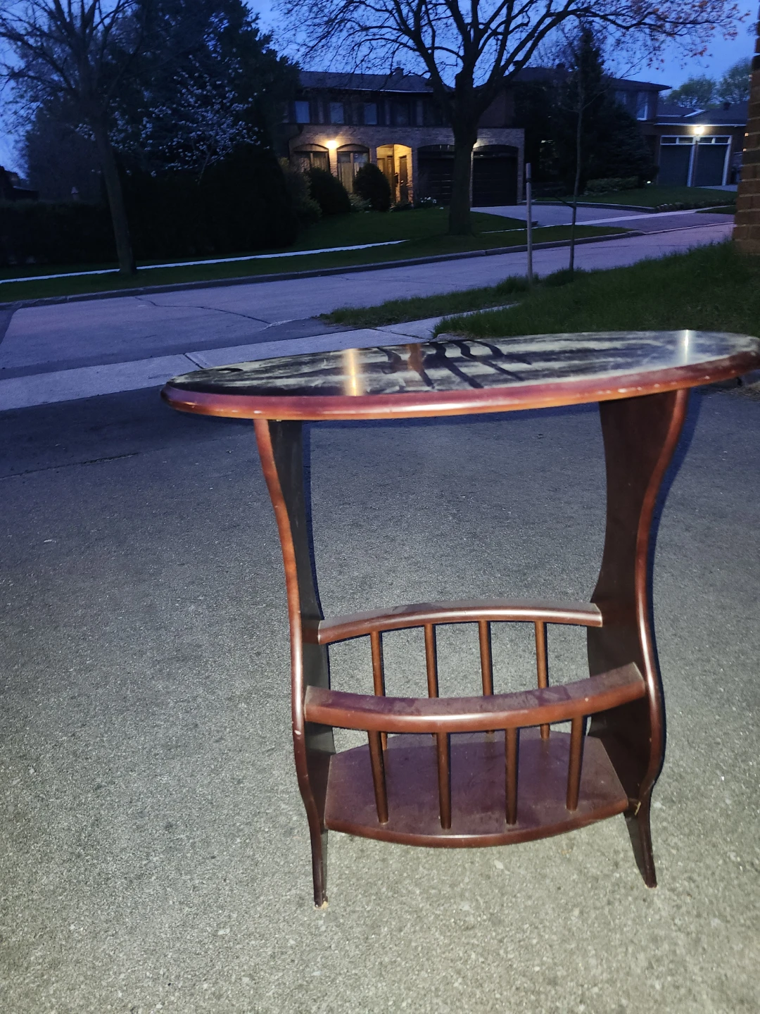 Wooden End Table with Magazine Rack