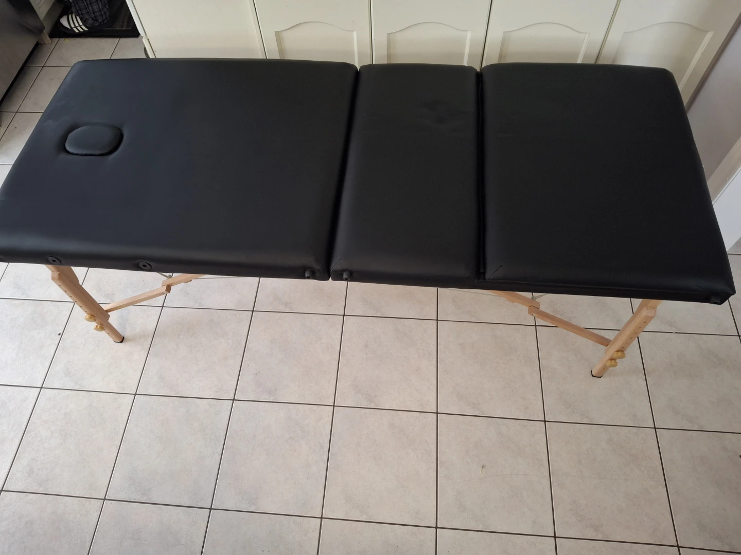 Black Portable Massage Table with Face Cradle