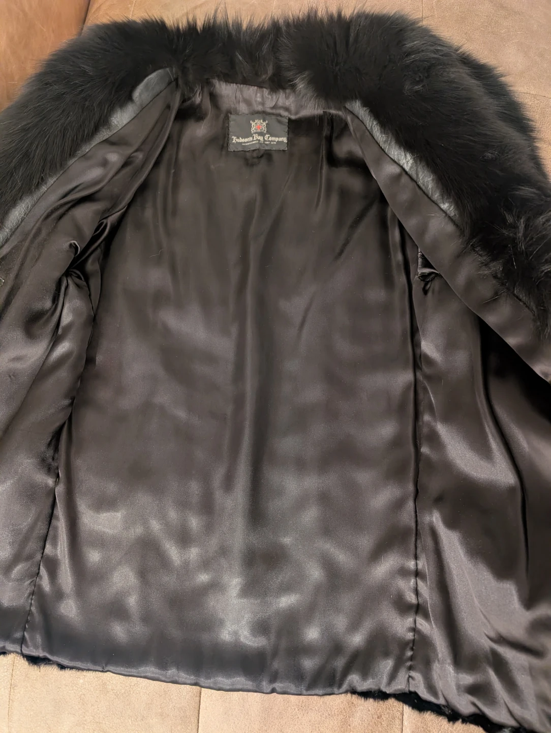 Hudson's Bay Company Black Fur Coat - photo 5