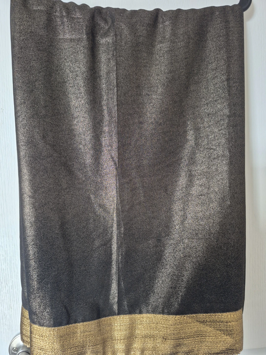 Sparkly Brown and Gold Saree - photo 3