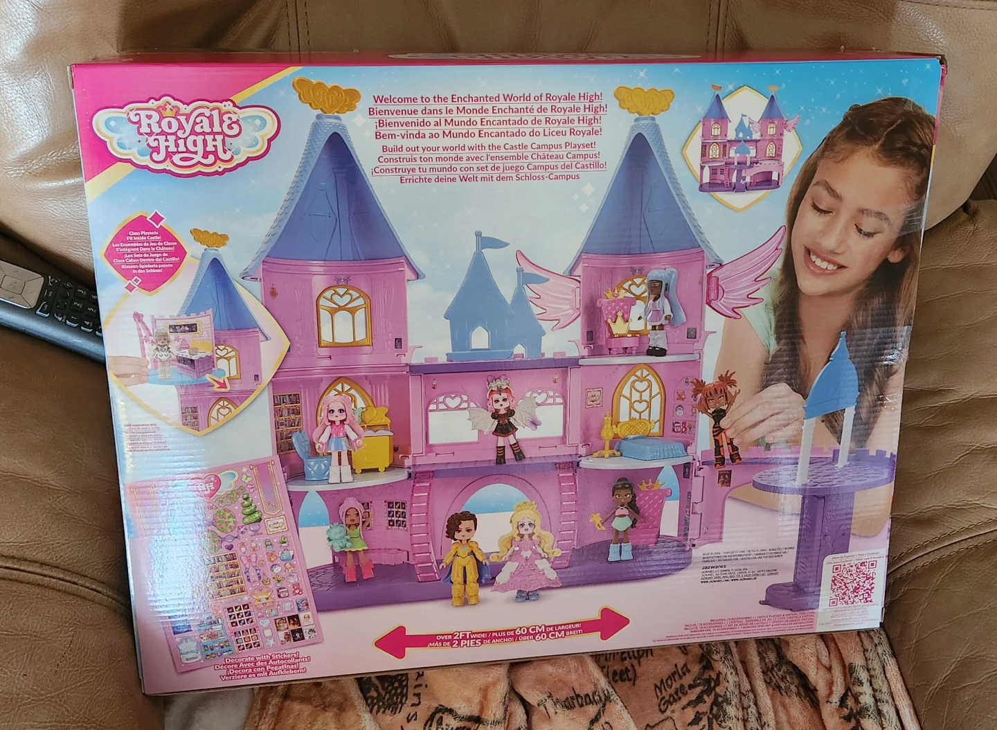 Royale High Castle Campus Playset Opened Box No Code - photo 4