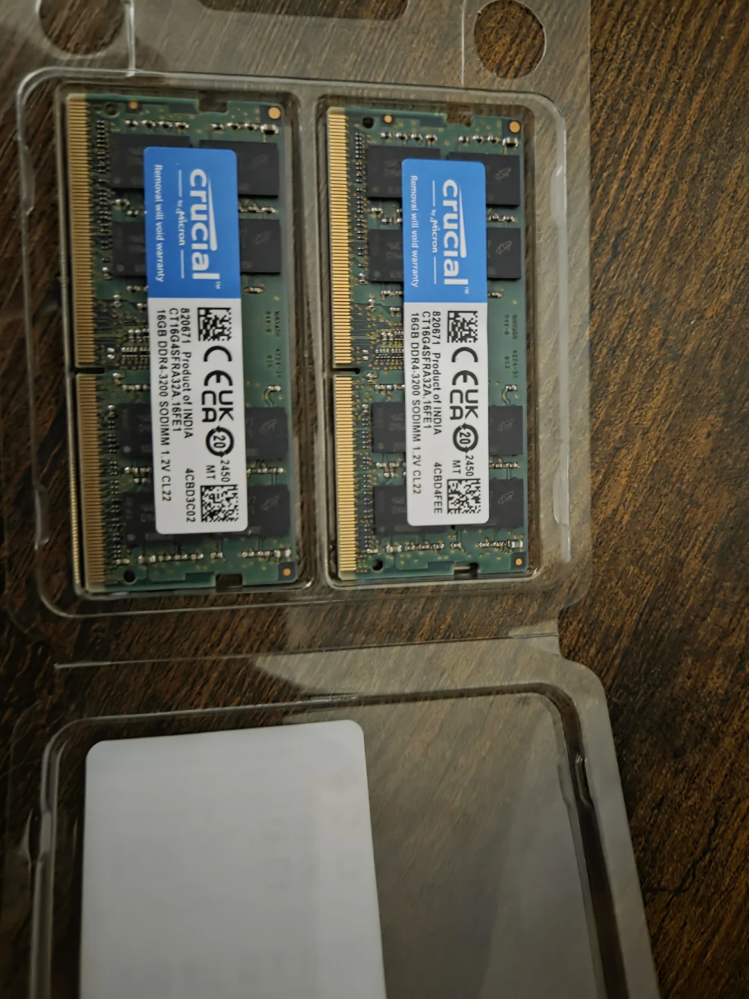 Crucial 32GB (2 x 16GB) DDR4-3200 SODIMM RAM Kit - photo 2
