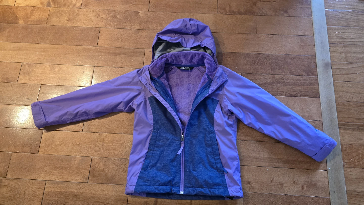 The North Face Girls Fleece Lined Jacket XS