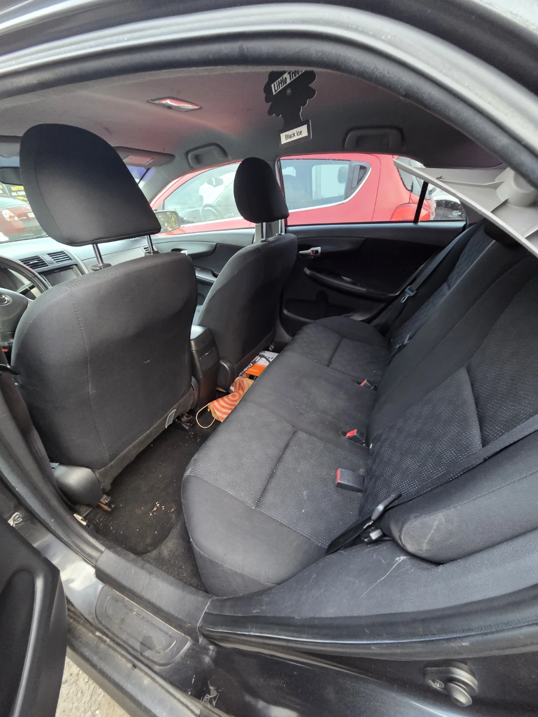 2010 Toyota Corolla s - photo 5