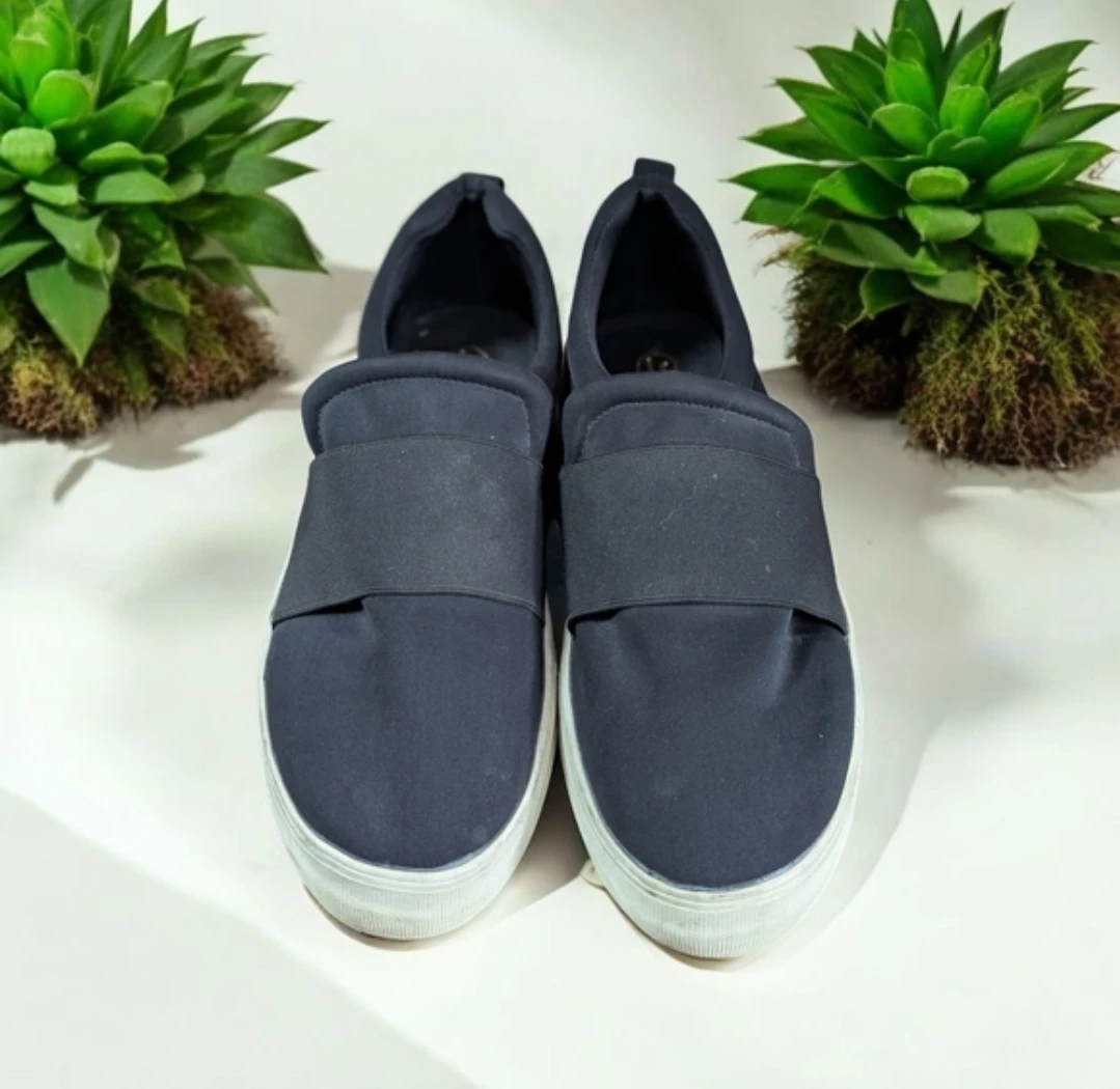 Black Slip-On Sneakers - photo 3