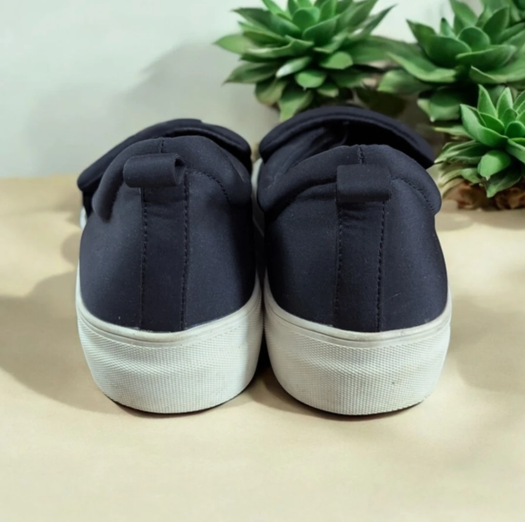Black Slip-On Sneakers - photo 4