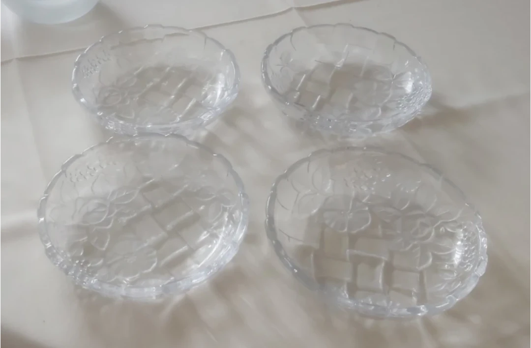 2 Set of 4 Glass Dessert Bowls - photo 3
