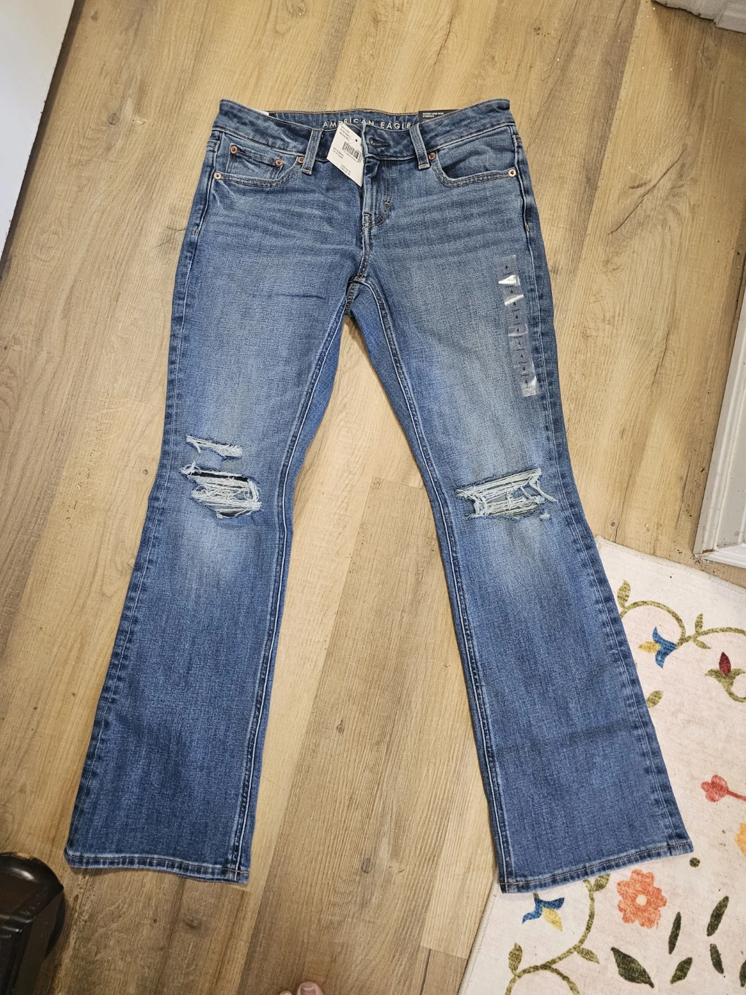 American Eagle Super Low-Rise Kick Boot Jeans US 4 Short