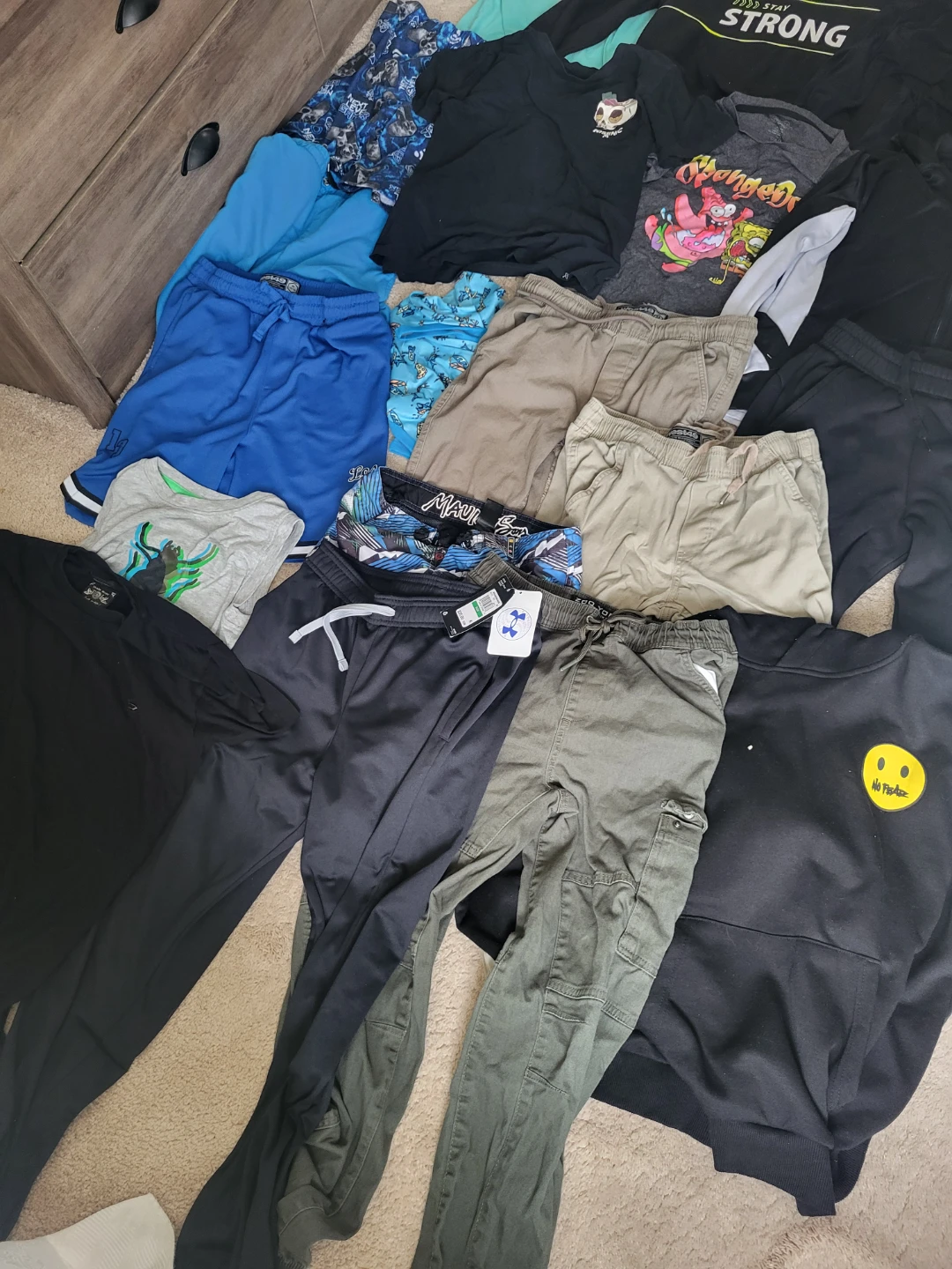 Lots of boys clothes 10-12 years - photo 5