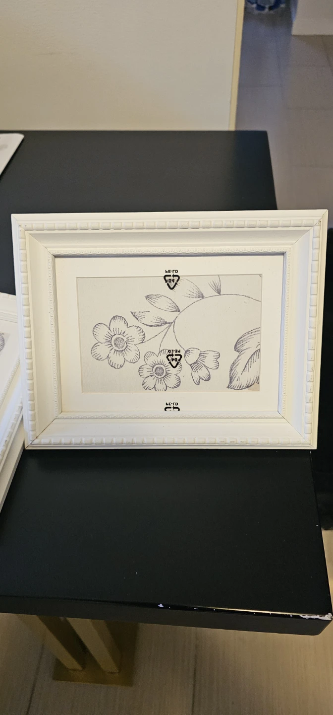 White Decorative Photo Frames (Set of 5)