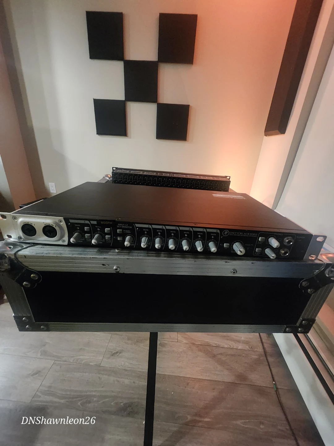 19" Rack Mount Sound Card - Black Bird Onyx - photo 2