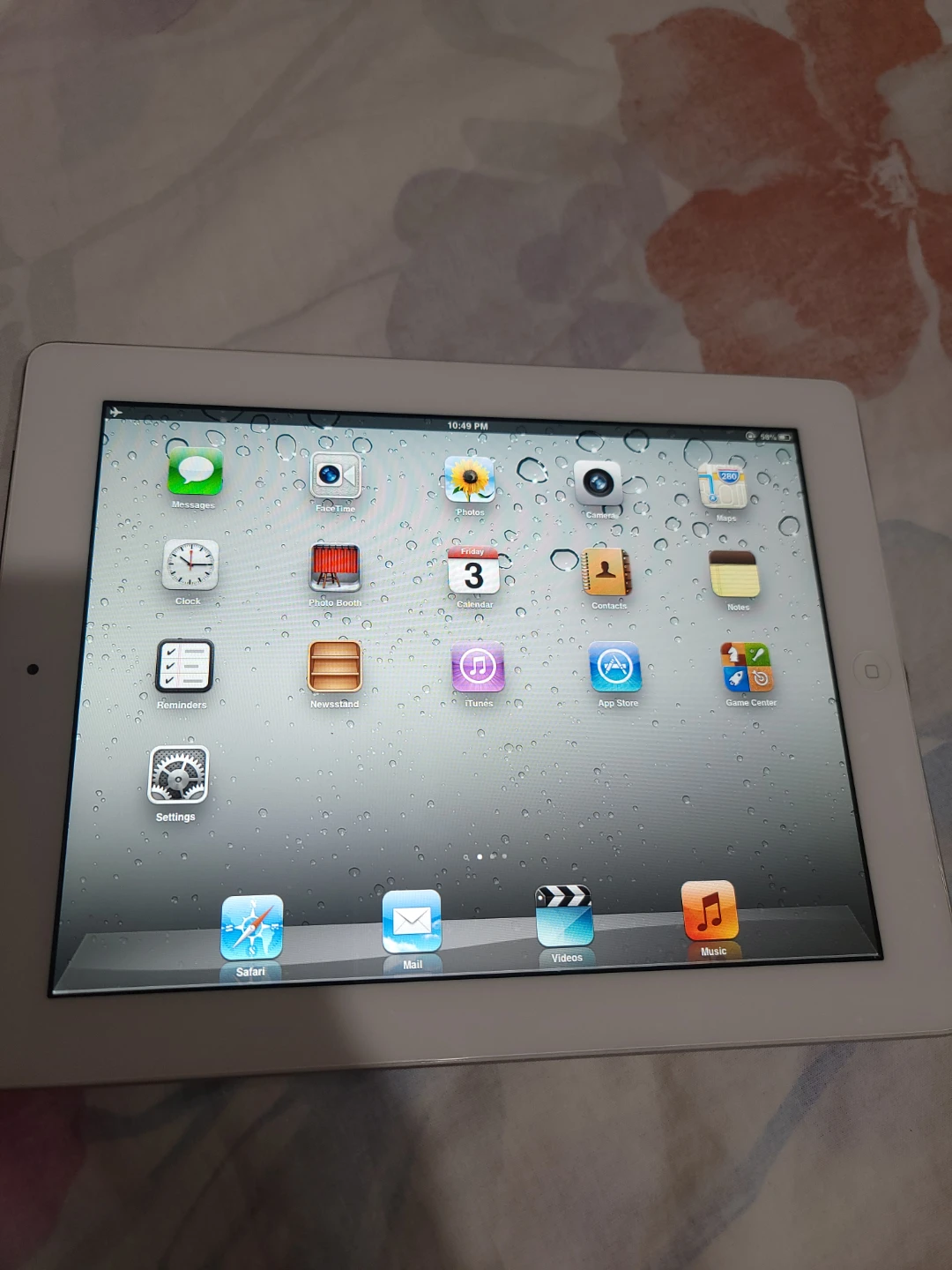 iPad 2nd gen 16gb, iOS 6.1.2