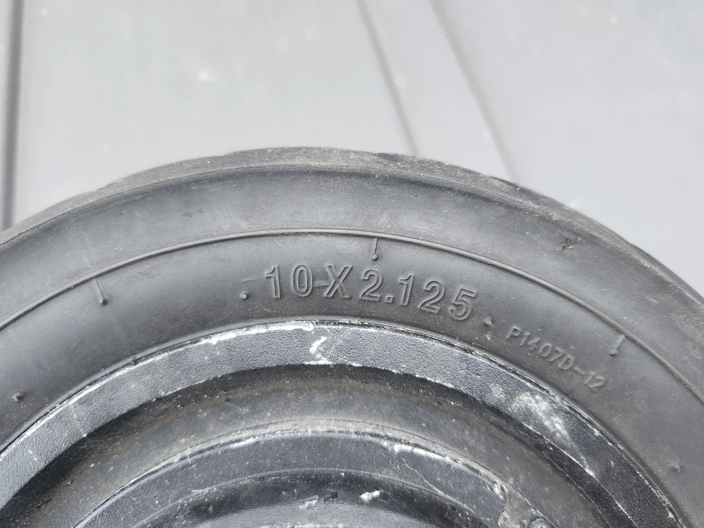 10 x 2.125 Electric Scooter Tire (front) - photo 3