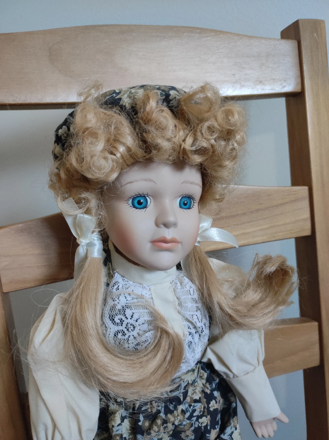 Vintage Porcelain Doll with Floral Outfit - photo 2
