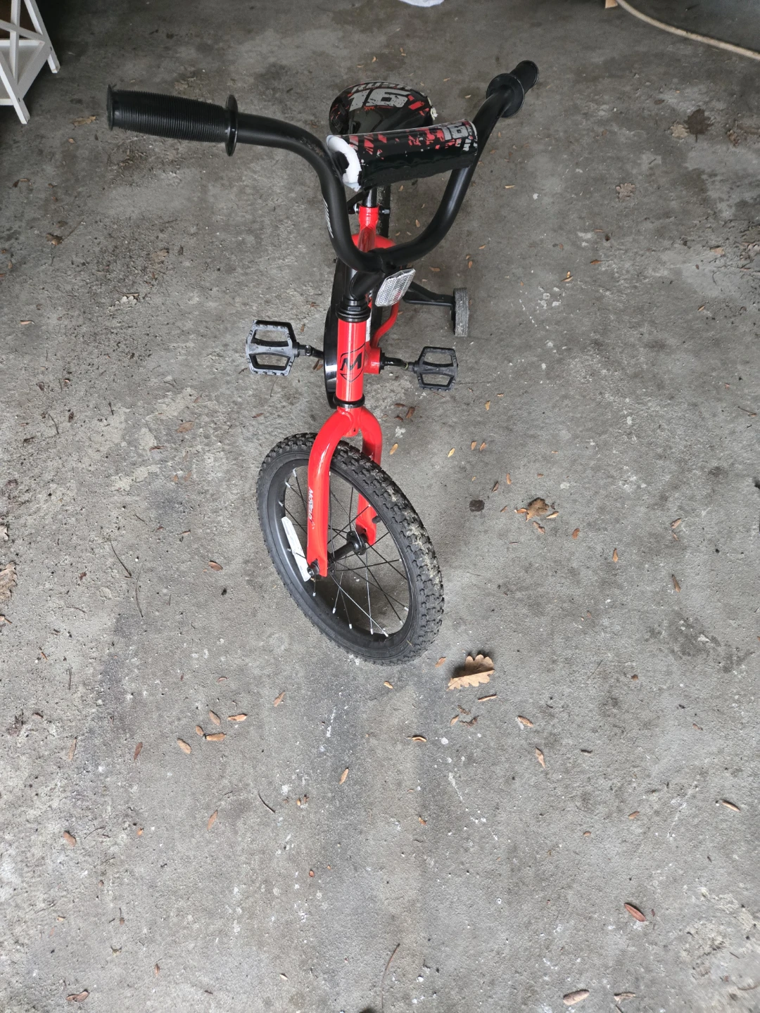 Kids Red BMX Style Bicycle (16 Inch) (Training Wheels Included) - photo 2