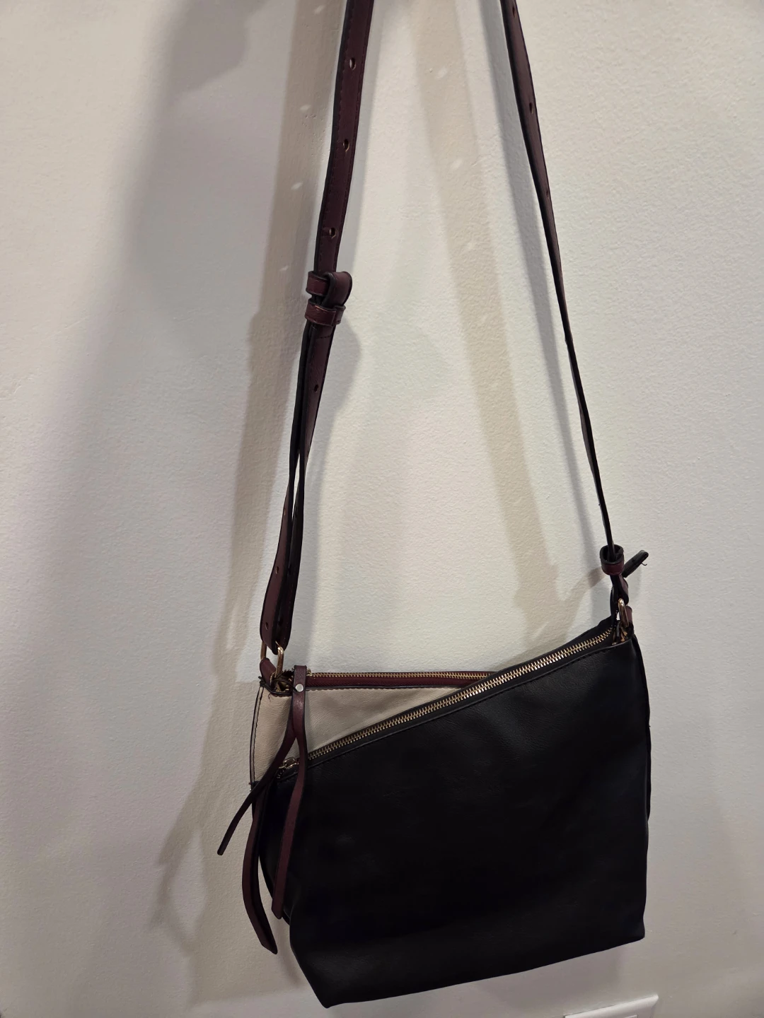 Crossbody Purse - Black and Burgundy - photo 2