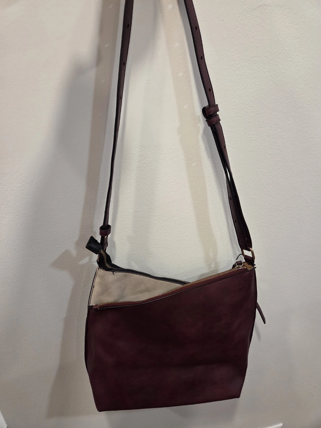 Crossbody Purse - Black and Burgundy - photo 3