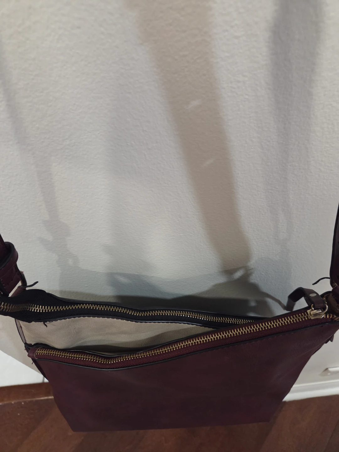 Crossbody Purse - Black and Burgundy - photo 5