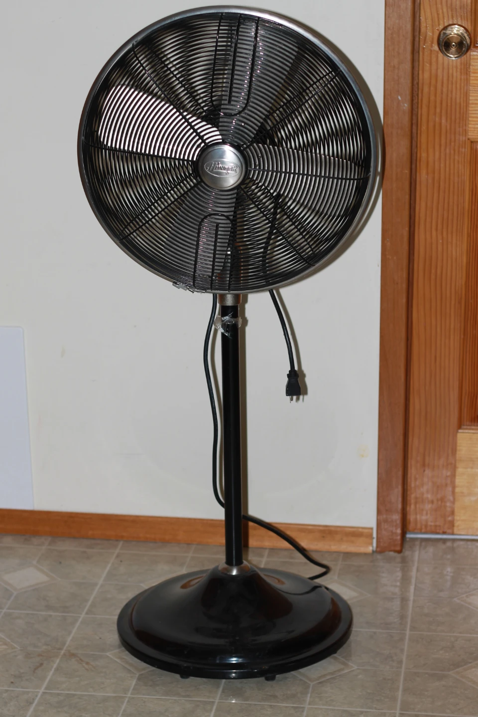 Hunter Pedestal Fan Model 97122