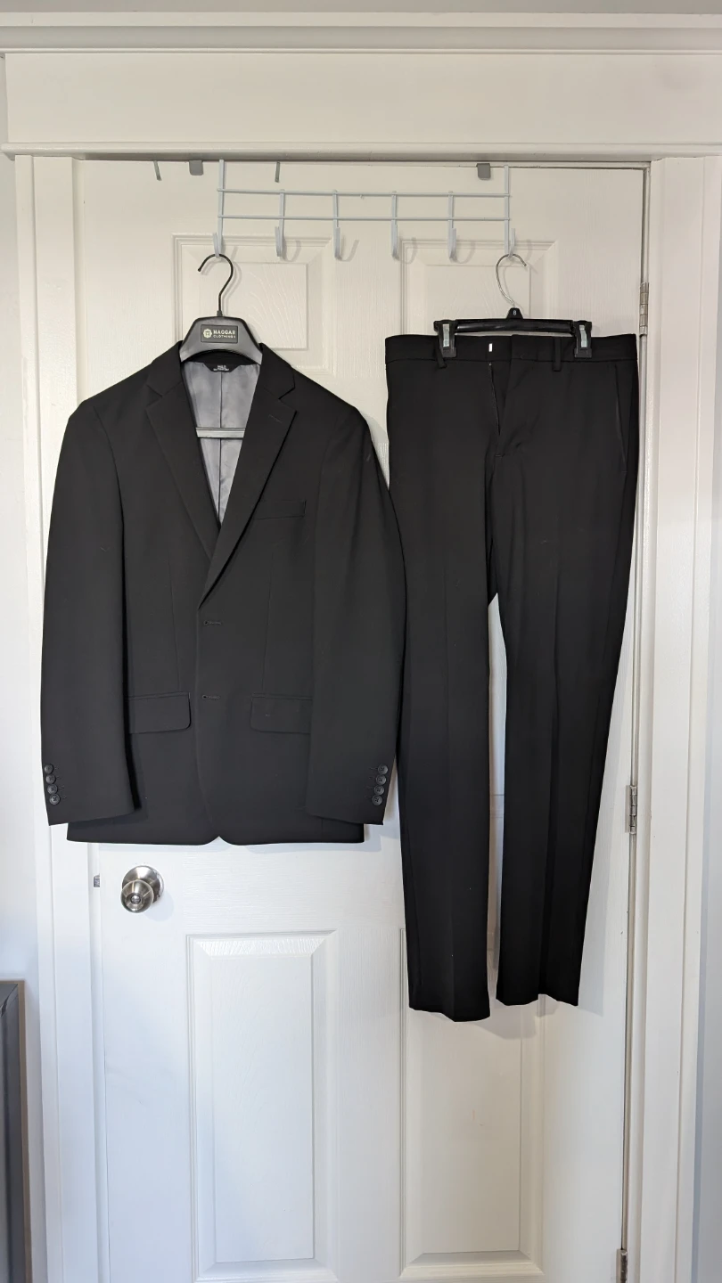 J.M. Haggar Men's Slim Fit Black Suit Jacket and Pants - photo 3