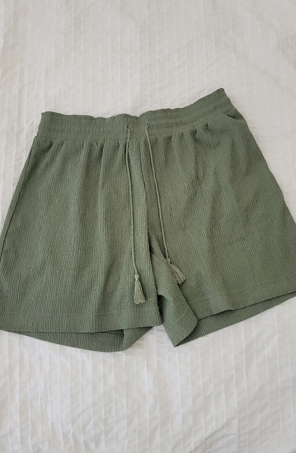 Green textured horts