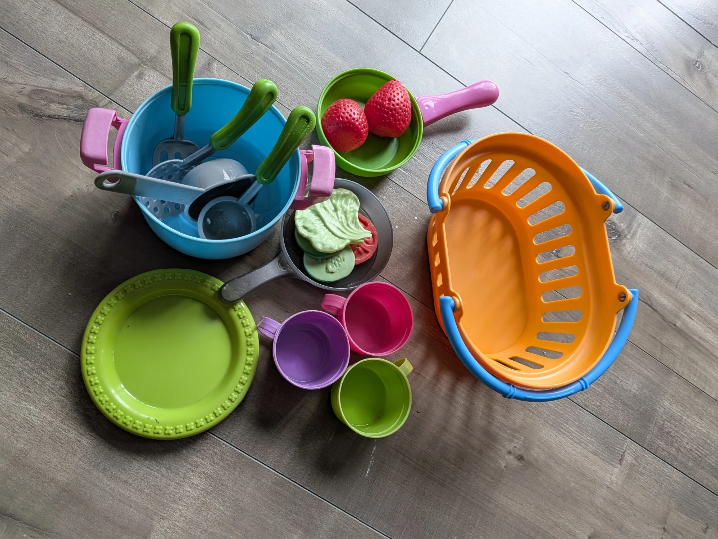 Toy Kitchen Playset with Basket and Accessories - photo 2