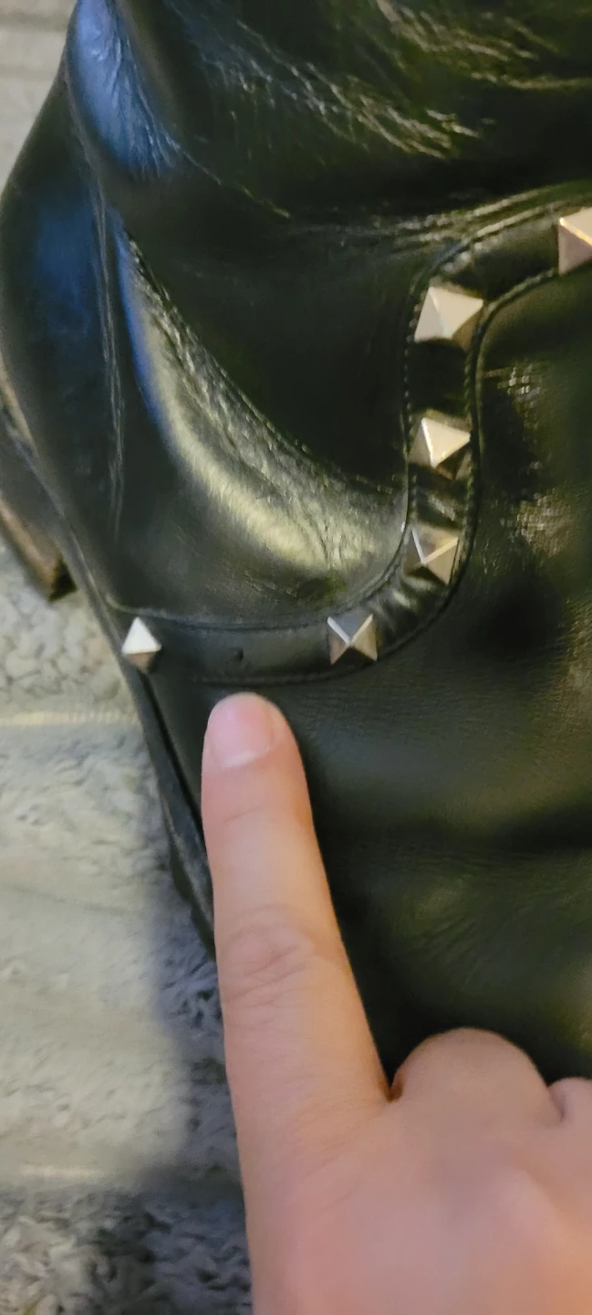Valentino Studded Black Leather Ankle Boots W8/38 - photo 5