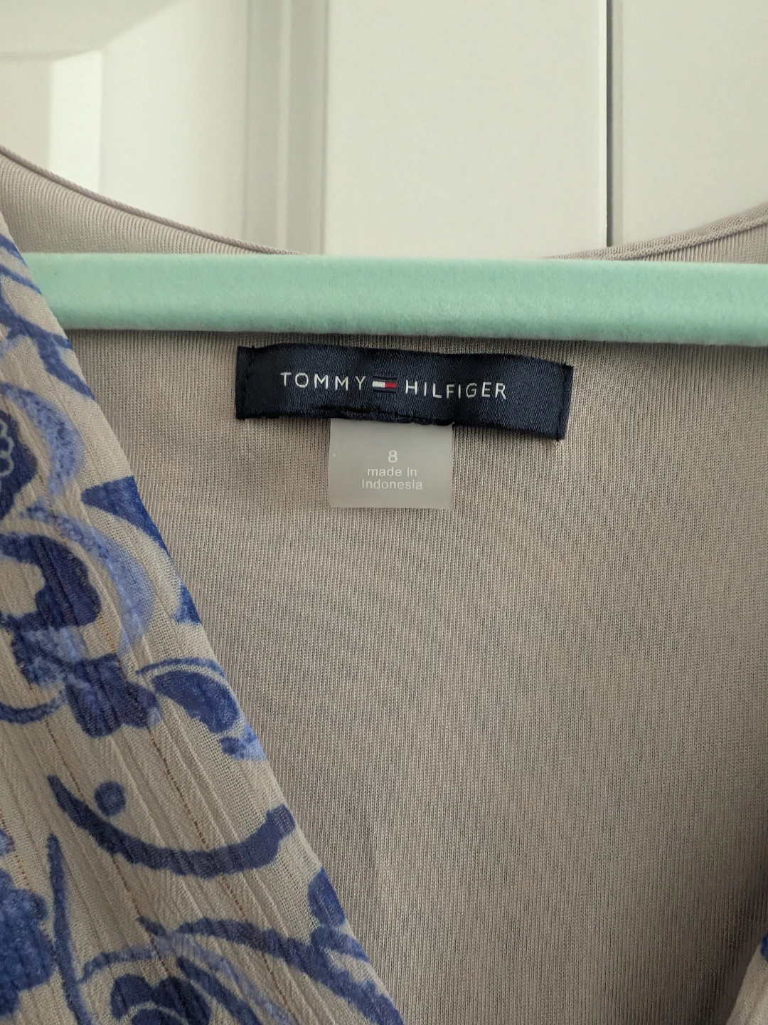 Tommy Hilfiger Blue and White Floral Print Dress Size 8 - photo 4