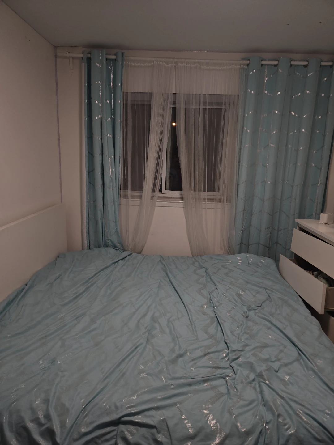 King size bed white frame - photo 3