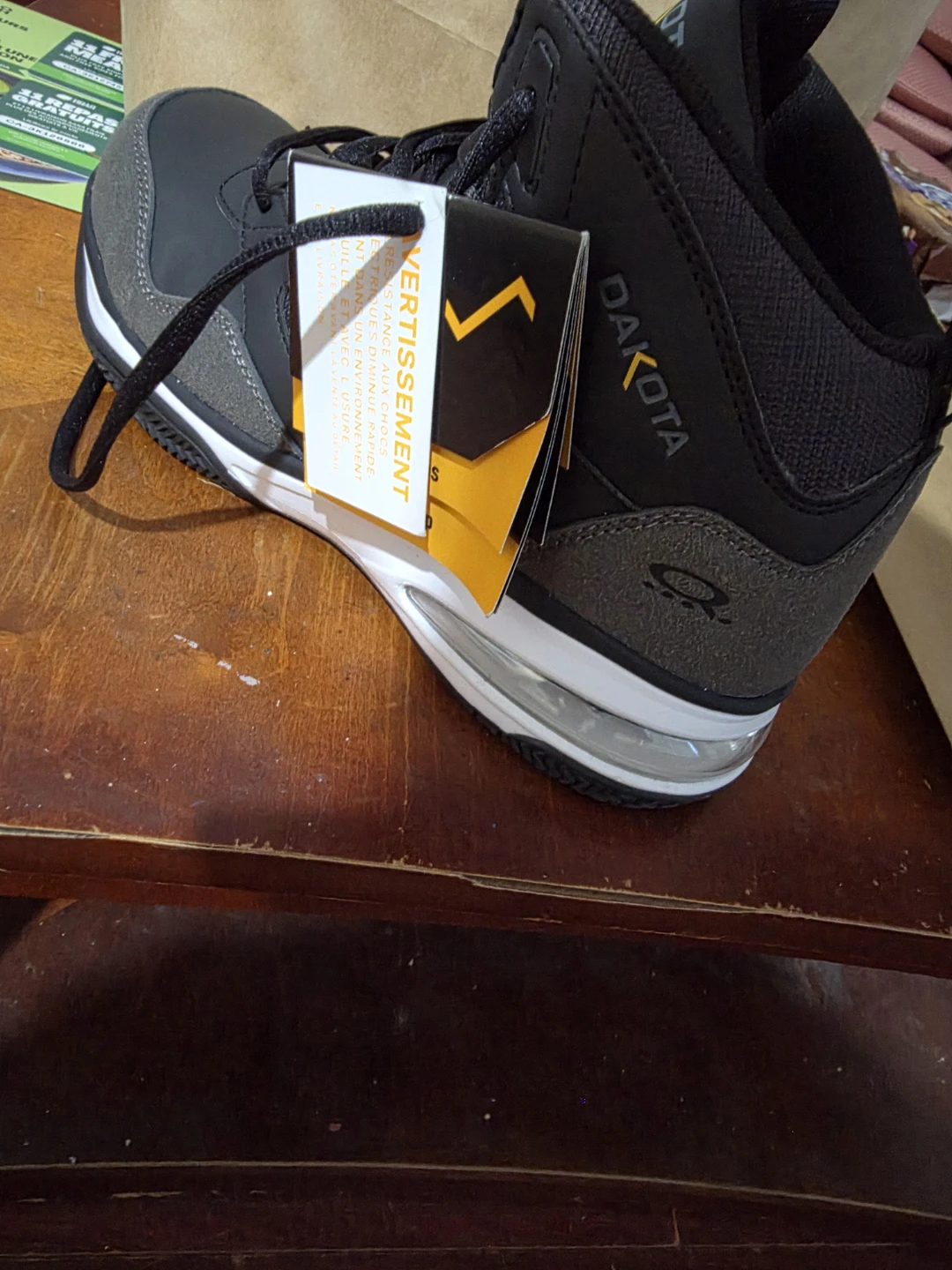 “Brand New Dakota Safety Shoes – Steel Toe, , Save $30+”
