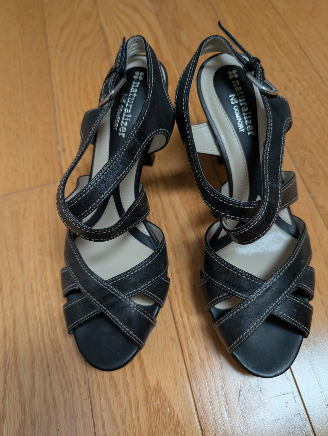 Naturalizer Black Leather Heeled Sandals Size 8