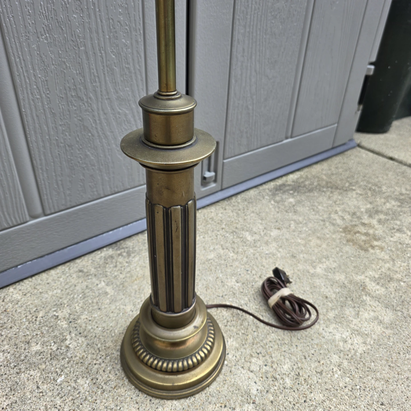 Vintage Brass Table Lamp with Frosted Glass Shade - photo 3