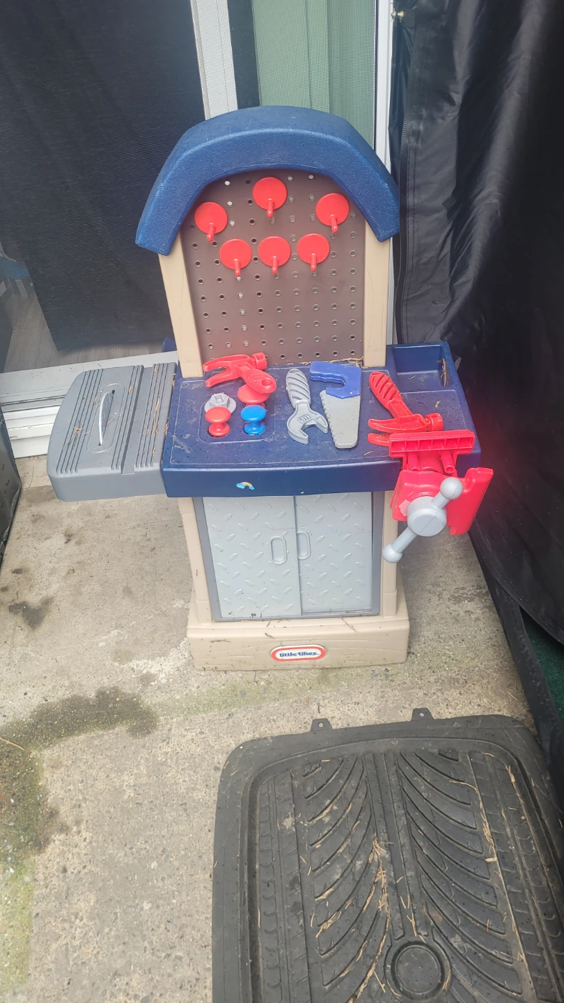 Little Tikes Workbench with Tools - photo 3
