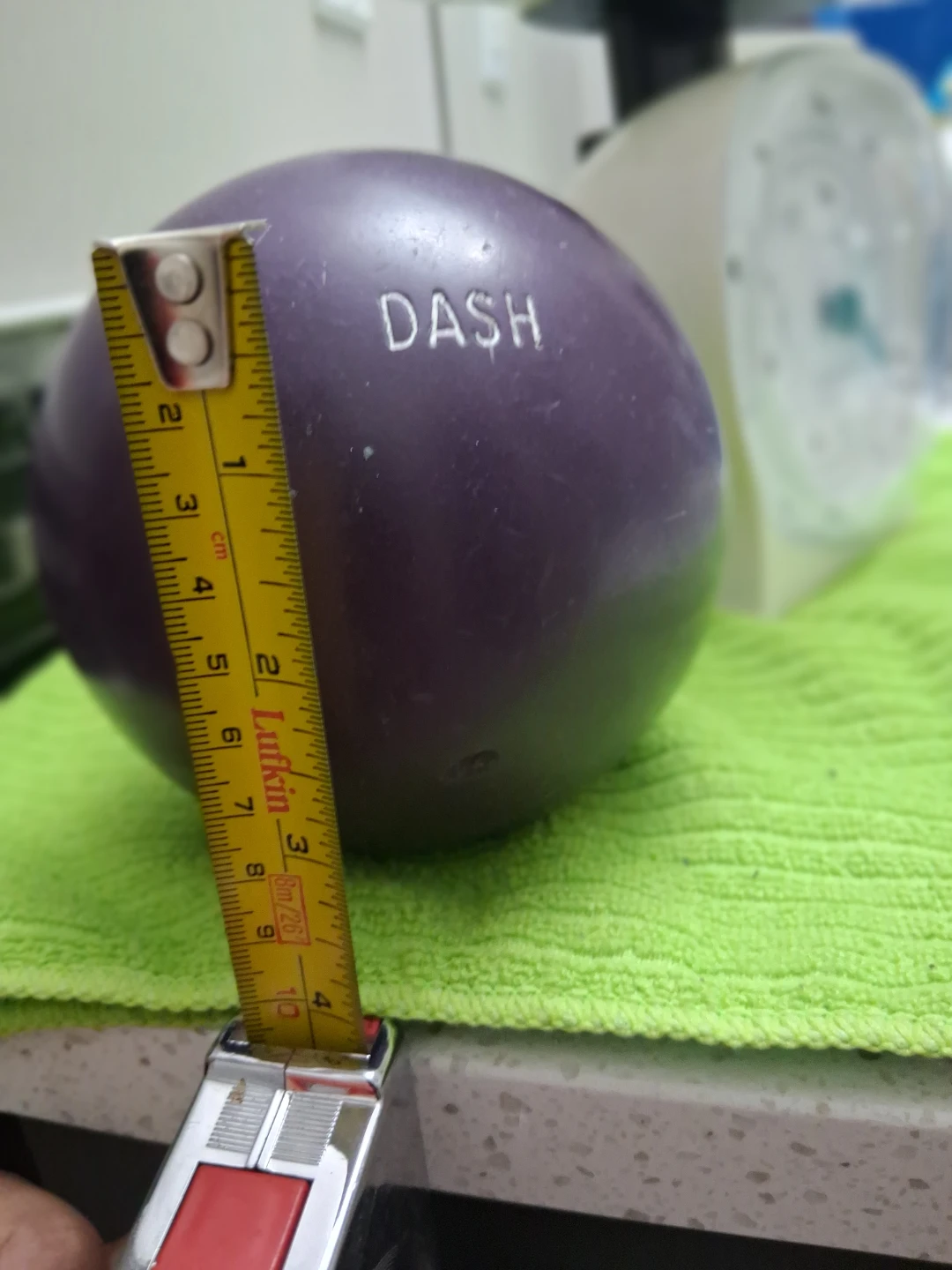 Dexter Bowling Shoes, 2 Purple Bowling Balls, and EPCO Bag - photo 3