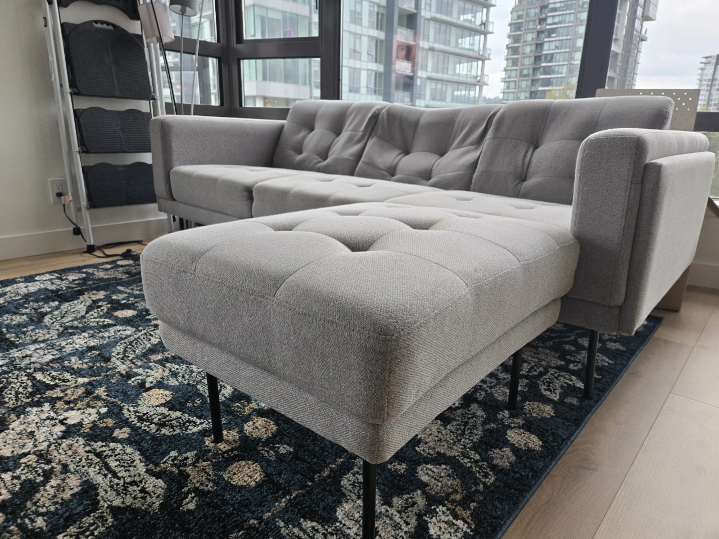 Structube Tabriz sectional sofa