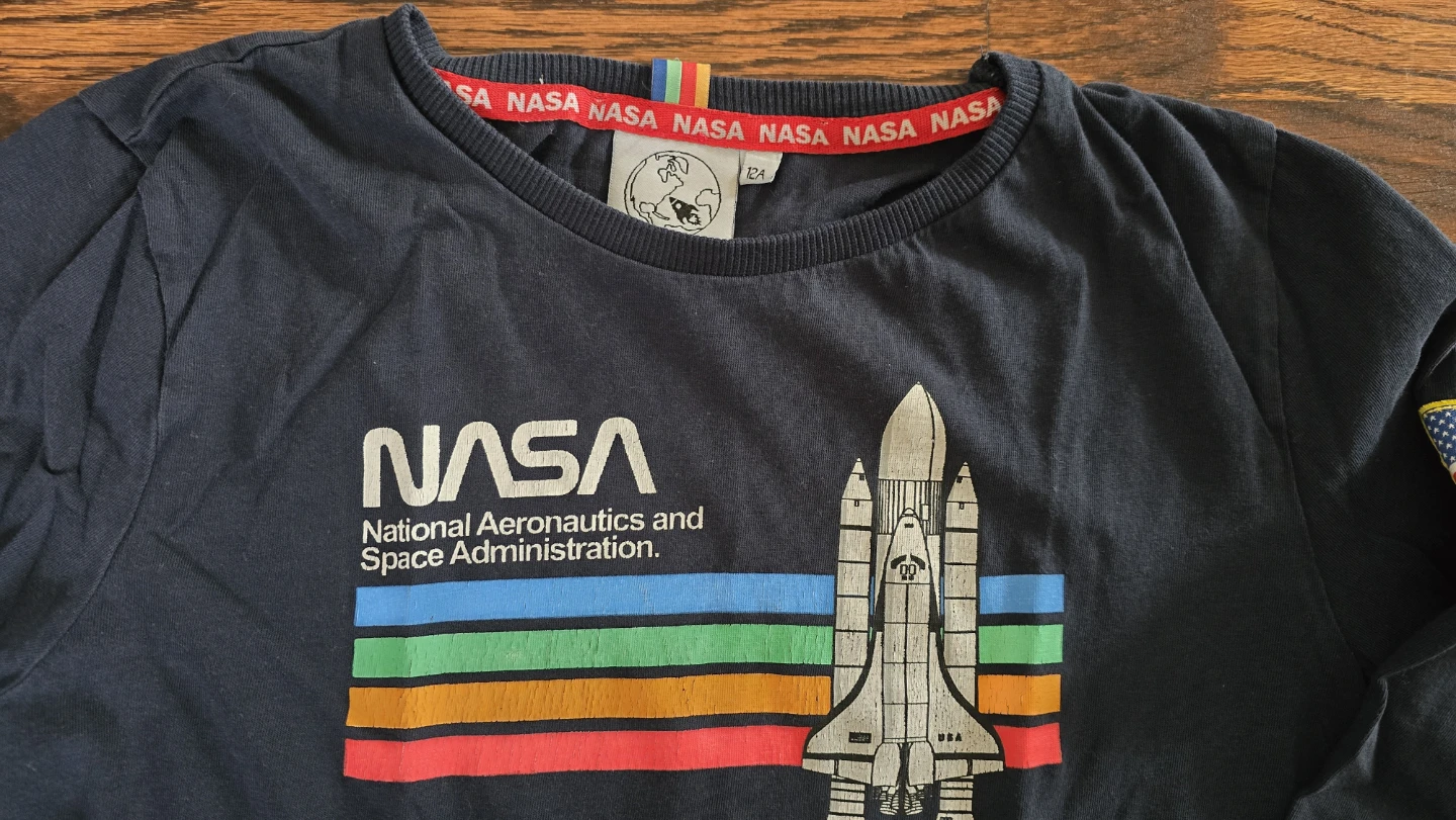 2 Long Sleeve T-Shirts for Youth size 12Y - photo 5