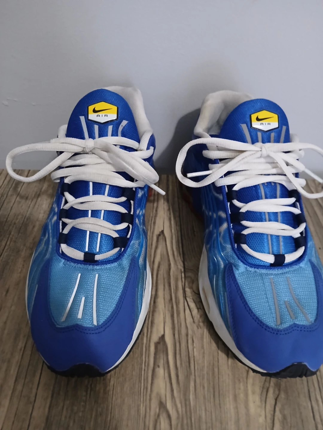 Nike Air Max Plus TN Blue/Red – Men’s Size 8.5– Great Condition