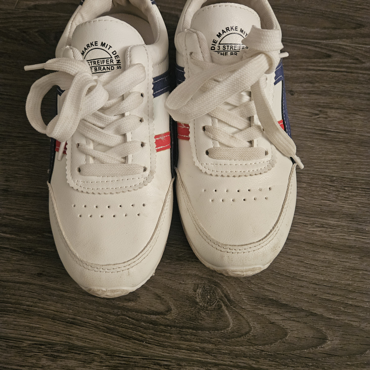 Vintage "Die Marke Mit Den 3 Streifen" Sneakers - photo 2
