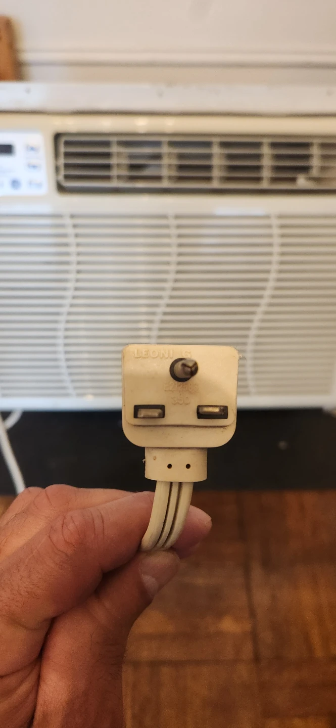 GE Window Air Conditioner - photo 2