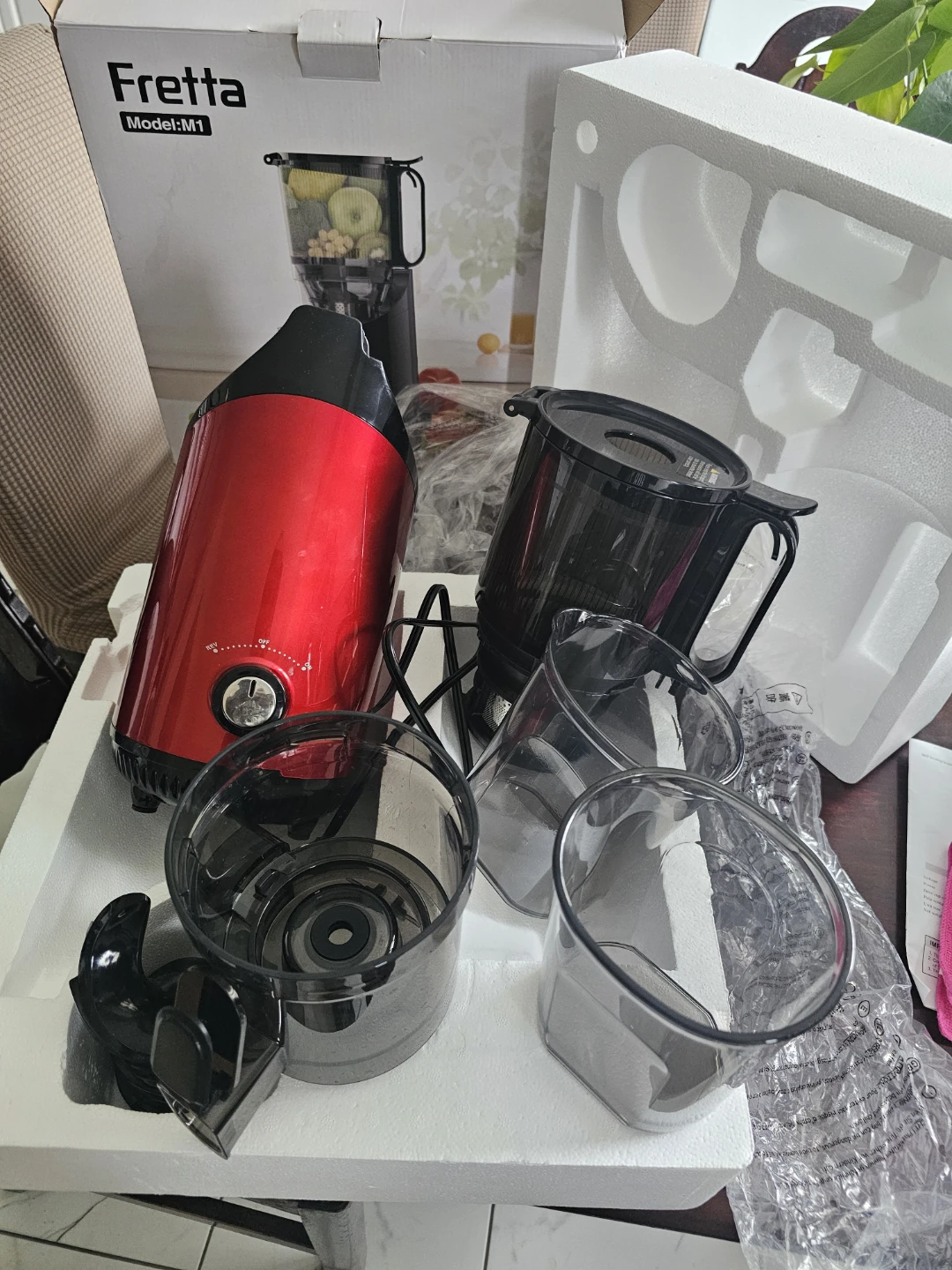 Fretta Model M1 Cold Press Juicer - photo 3