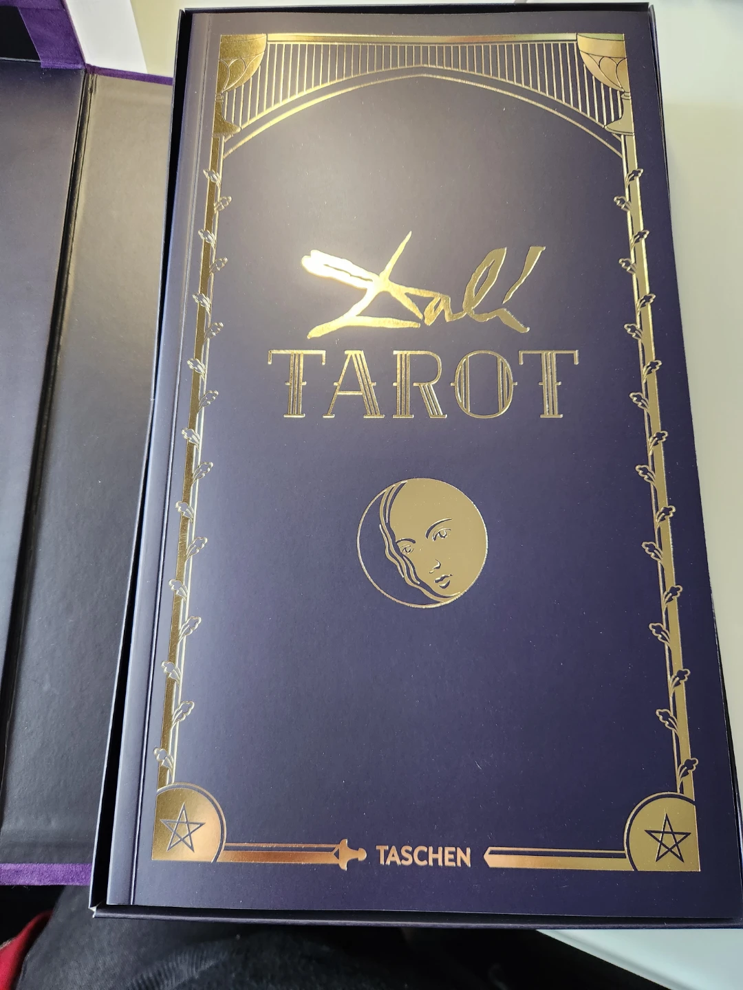 Salvador Dalí Tarot Deck - photo 2