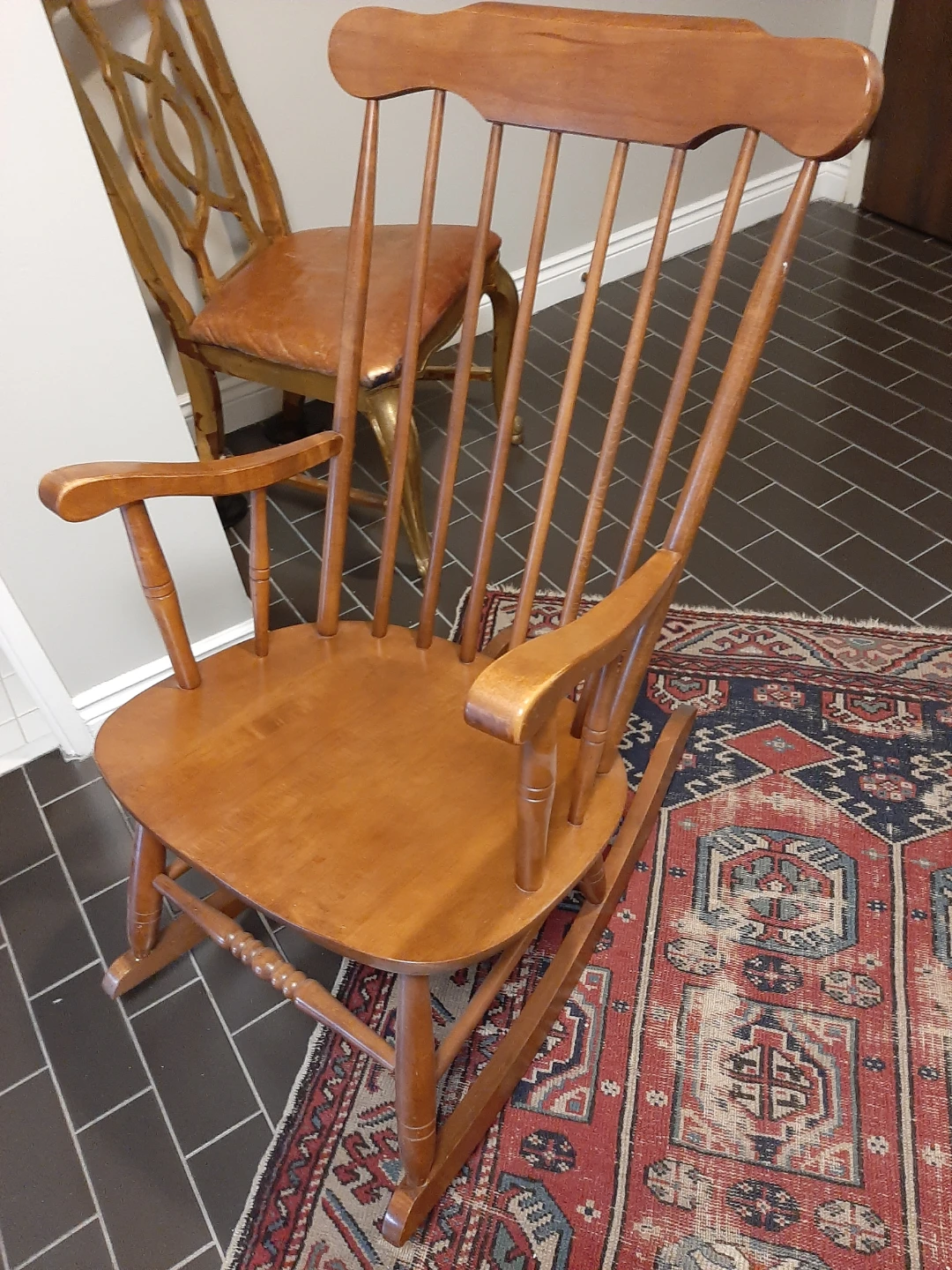 Wooden Rocking Chair - photo 2