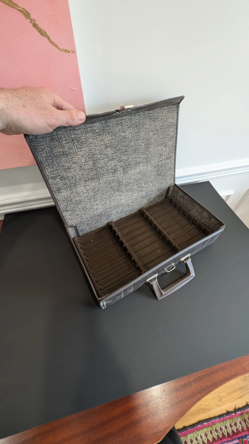 Cassette tape storage Case - photo 3
