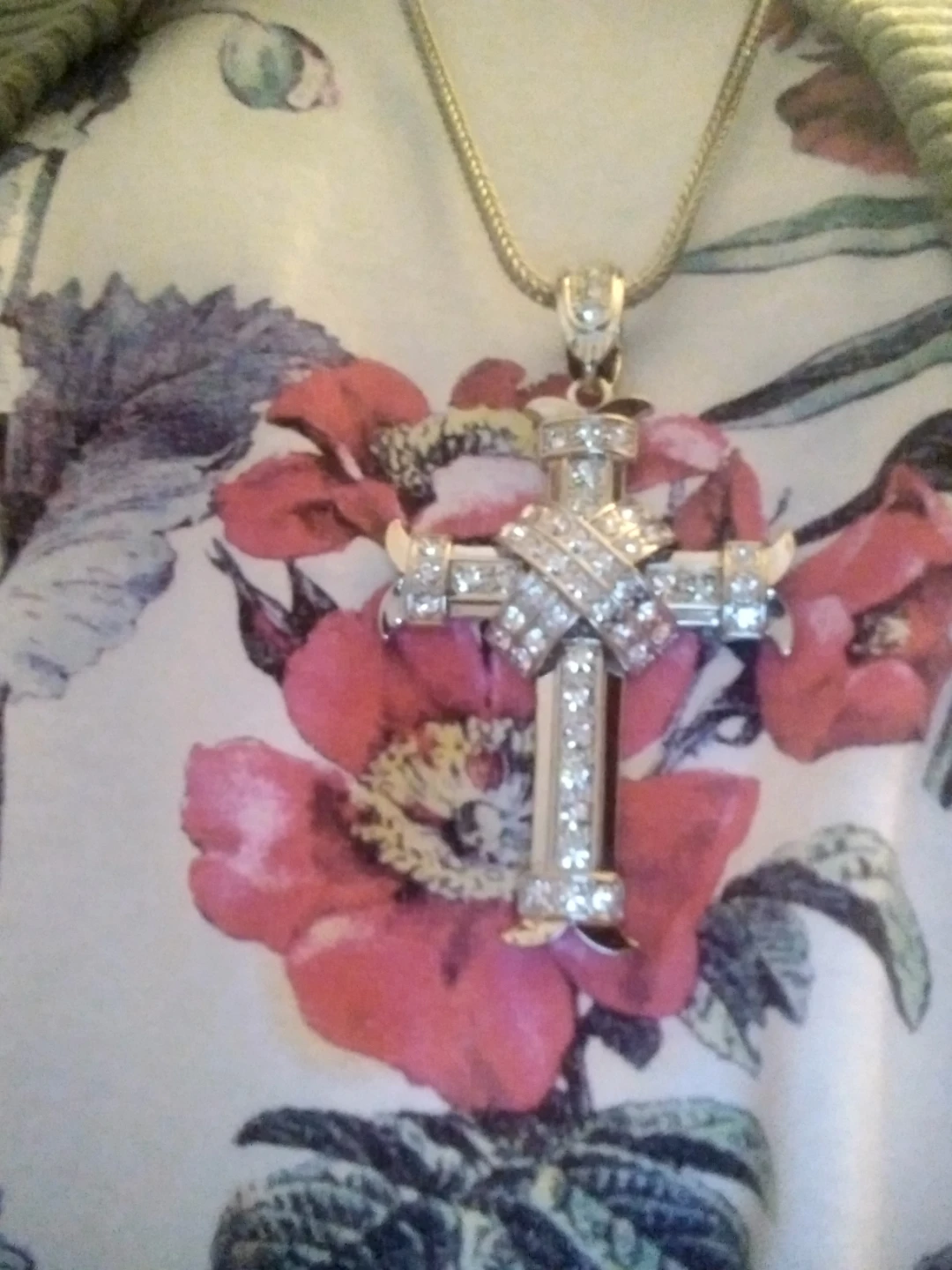 Cross Pendant Necklace with Rhinestones - photo 4